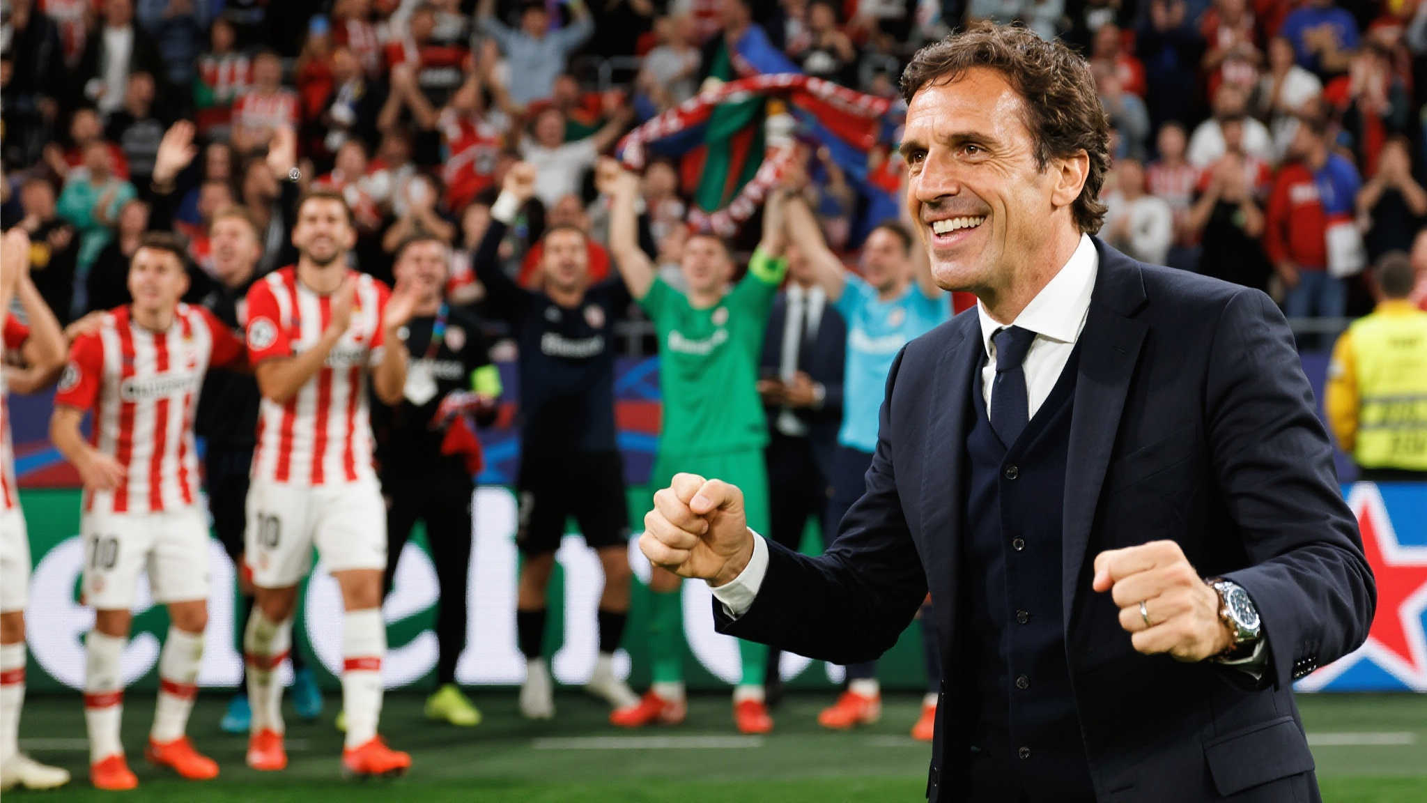 虽少一人,皇马逆境取胜!阿隆索迎首胜,晋级在望 此次胜利对于刚刚接过帅位不久的阿隆索意义非凡。他所